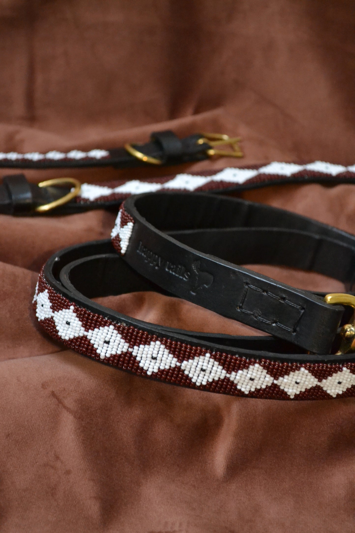 Groovy Grid Collar