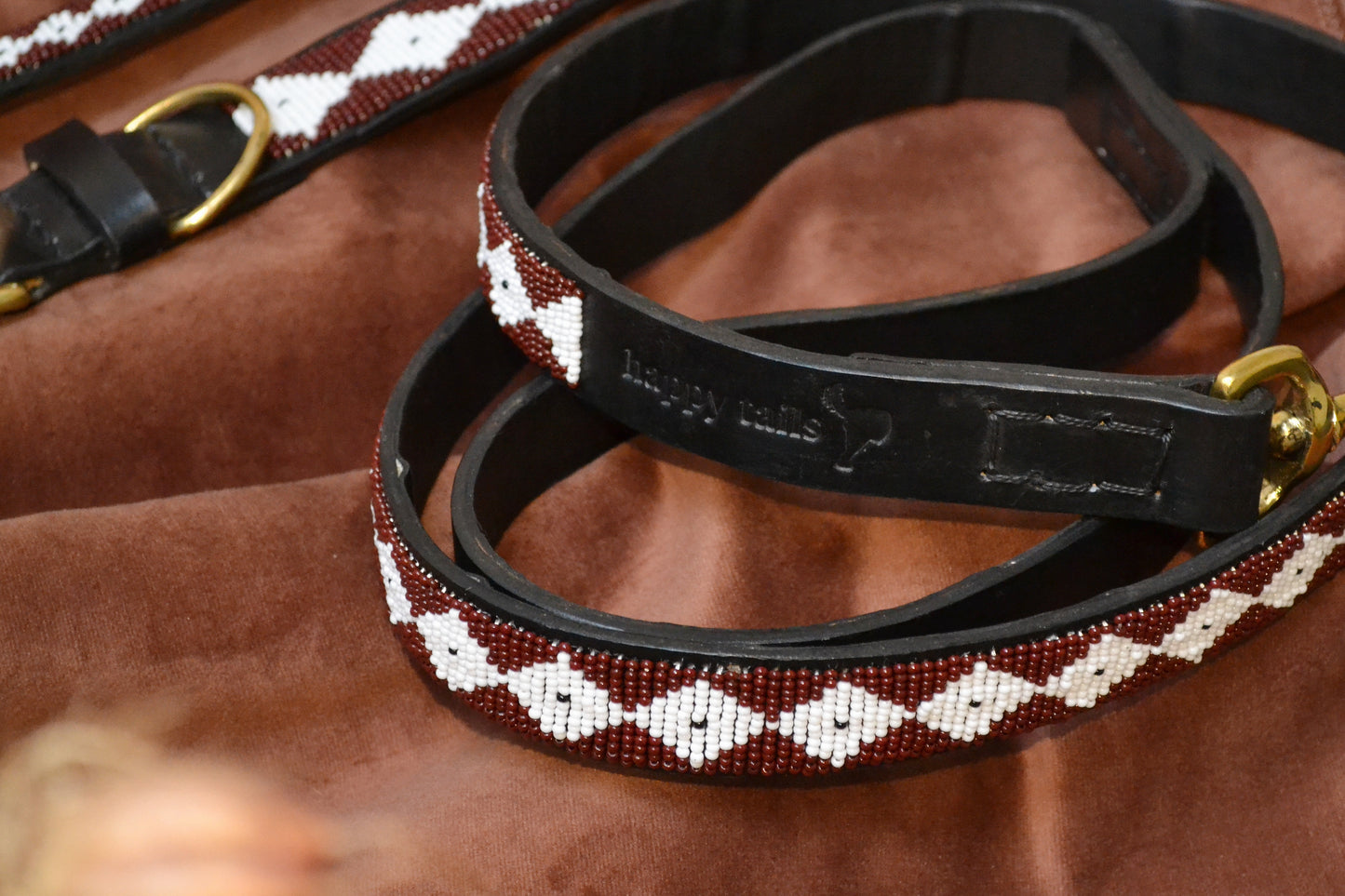 Groovy Grid Collar